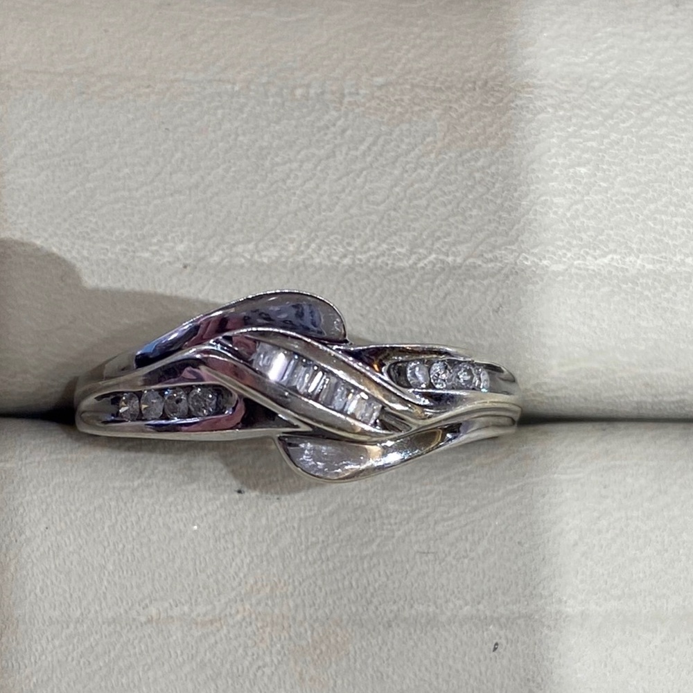 Diamond ring size 9 (10K white gold)